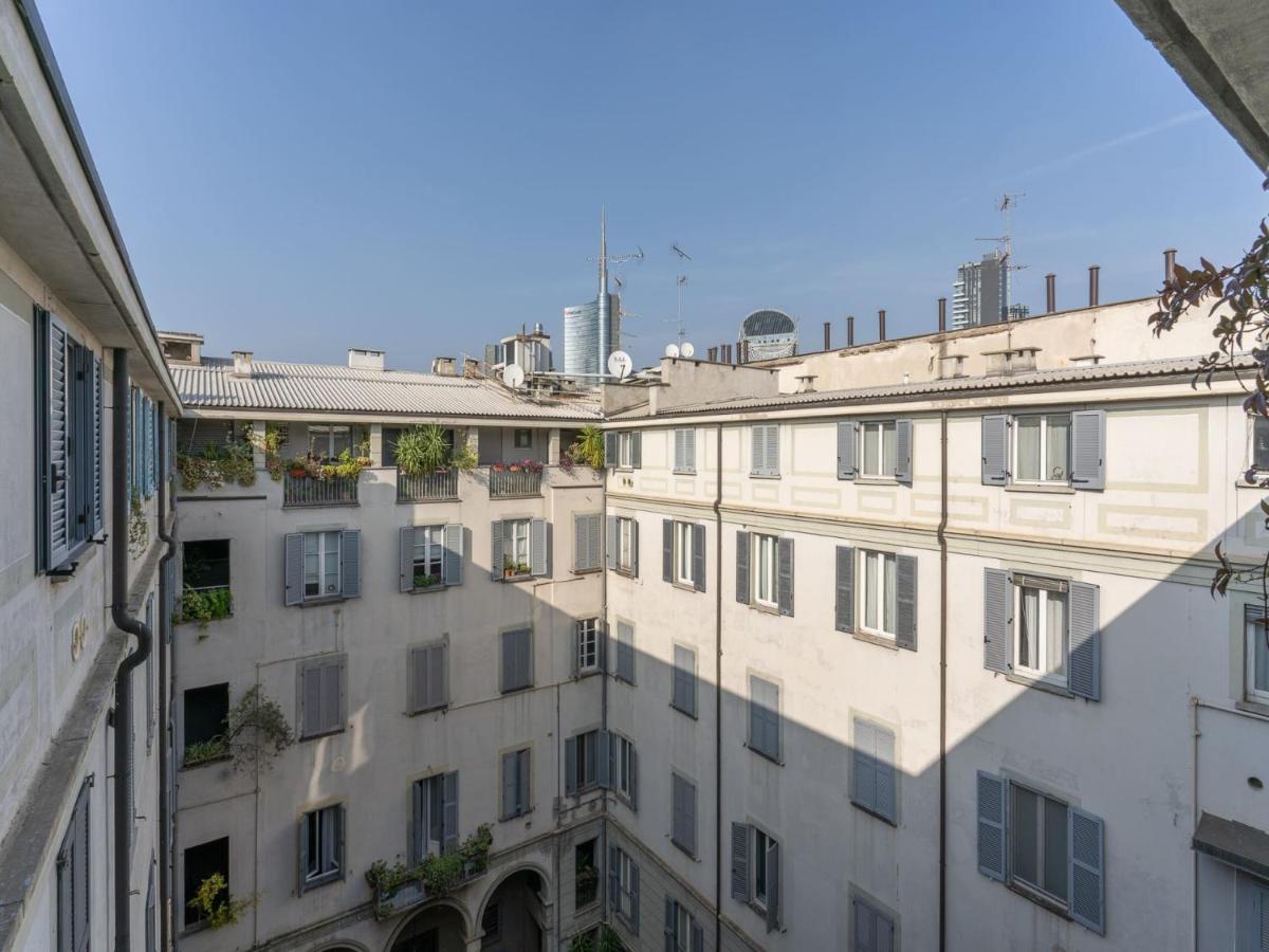 The Best Rent - Lovely One-Bedroom Apartment In Moscova Milão Exterior foto